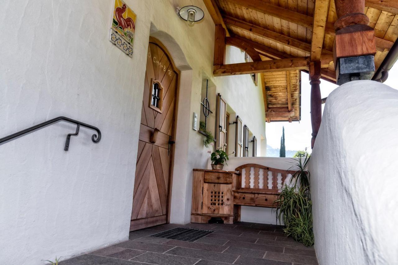 Hofer Am Bach Villa Lagundo Exterior photo